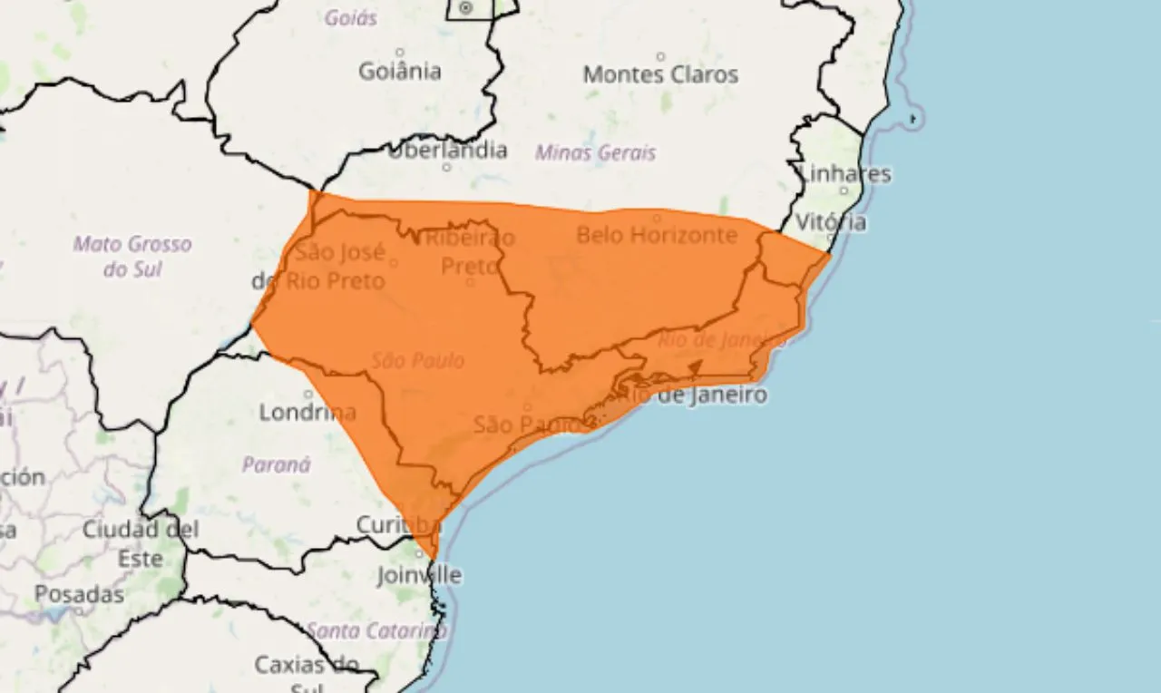 o mapa mostra as &aacute;reas em alerta para tempestade e chuva intensa